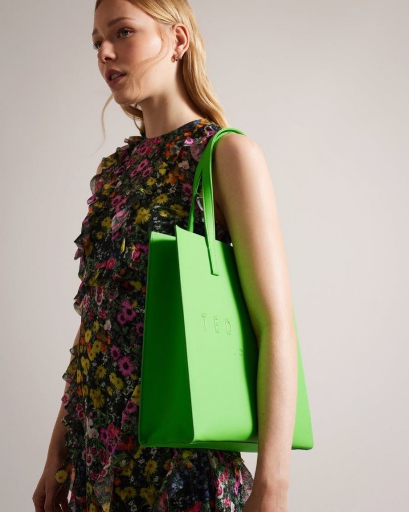 Green Ted Baker Soocon Large Crosshatch Icon Bag Icon Bags & Signature Bags | LIHVOCY-69